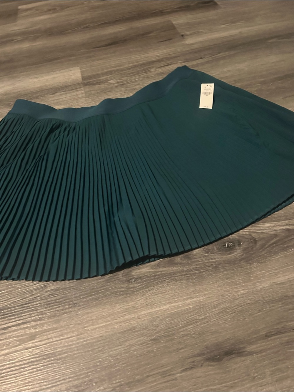 H&M Teal Pleated Mini Skirt - Picture 3 of 8